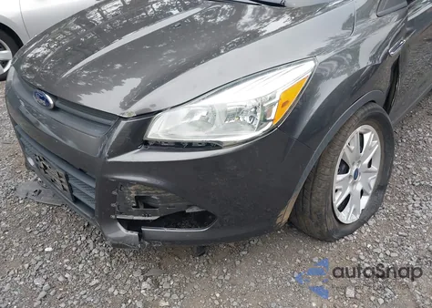 2016 Ford Escape S z USA, uszkodzony, nr VIN 1FMCU0F73GUB93491